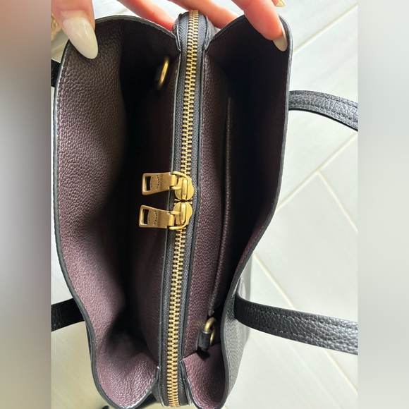 COACH Lora Carryall 30 Pebbled Black Leather Bag with Turlock, like new - Picture 7 of 11